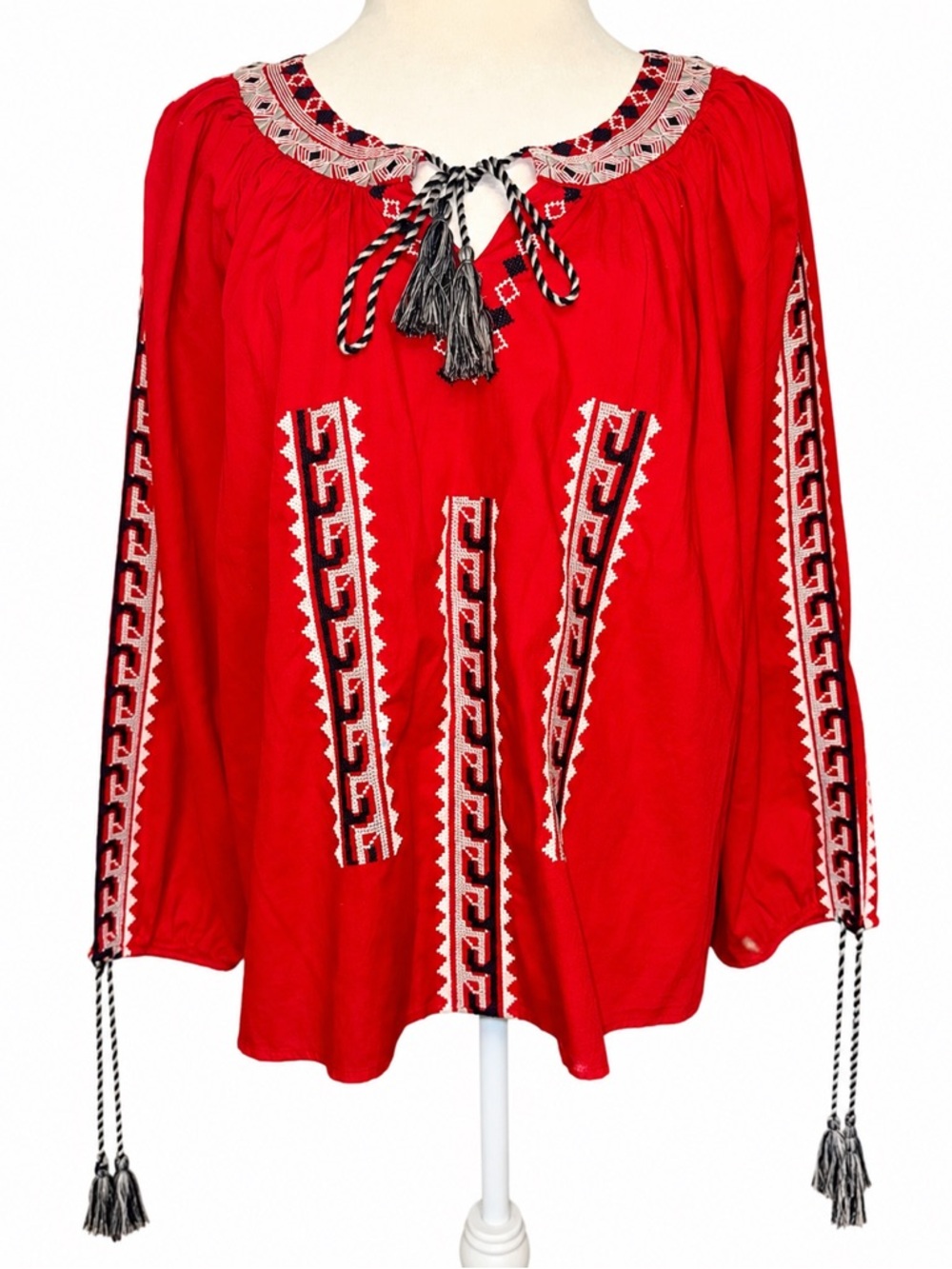 Crown & Ivy Embroidered Boho Peasant Blouse | NWT | Size Large | 100% Cotton
